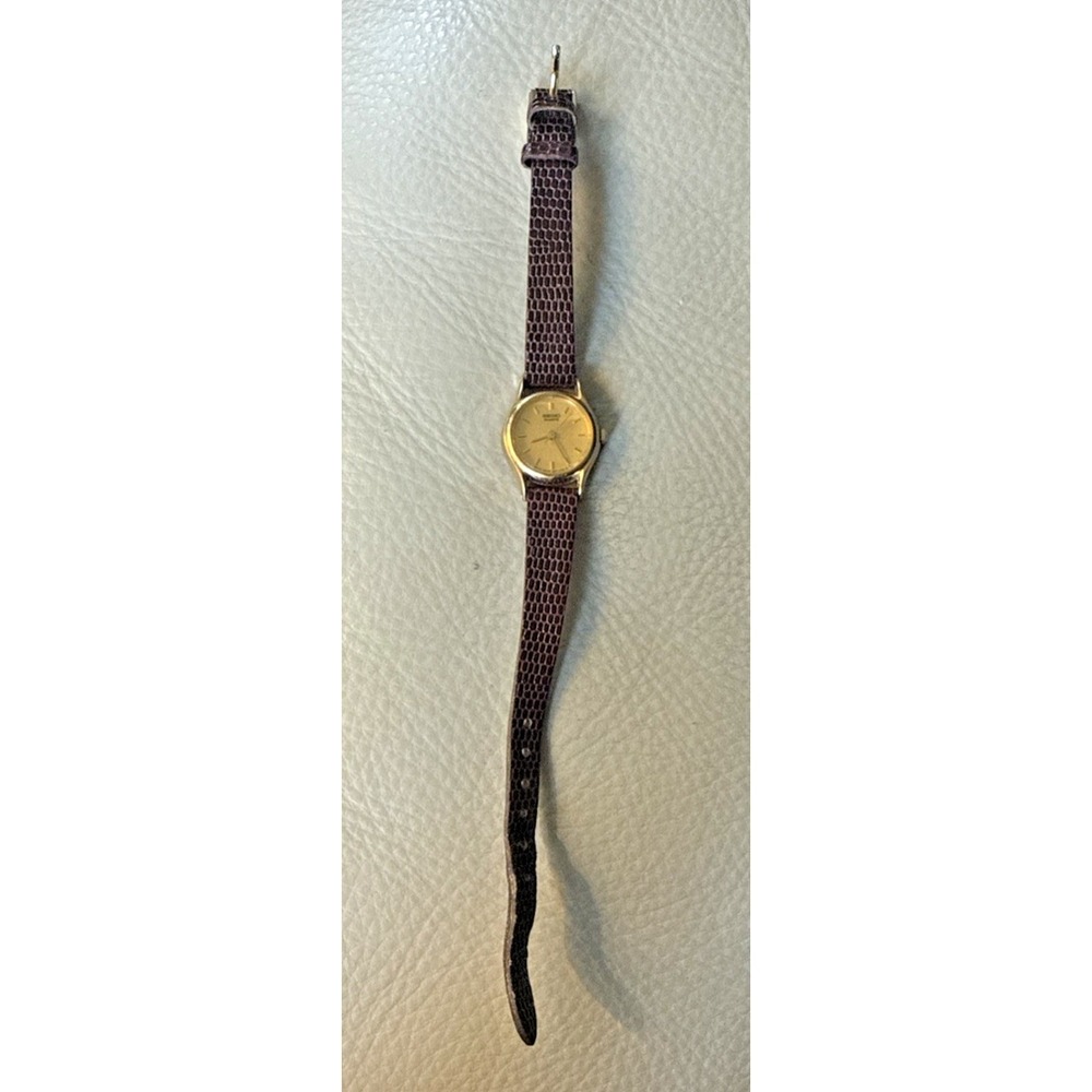 Vintage Seiko Leather Band Women's Watch Quartz